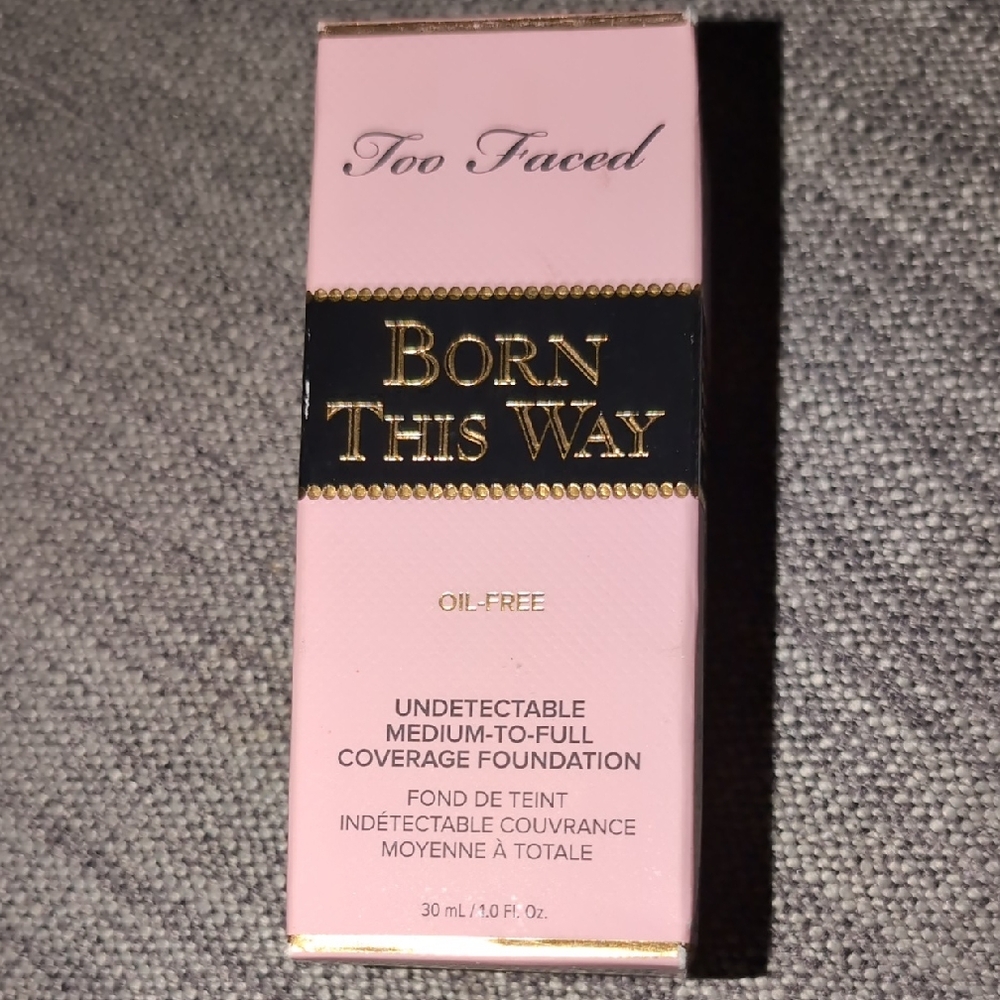 Too Faced Born This Way Foundation - Oil Free - Seahell